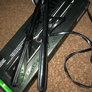 Paul Mitchell smooth flat iron